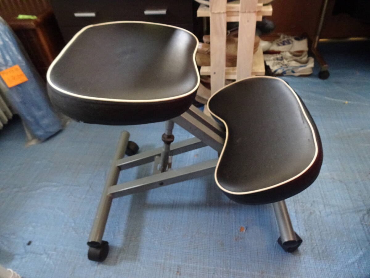 バランスチェア 椅子 姿勢 ブラック 背筋を伸ばす拍卖