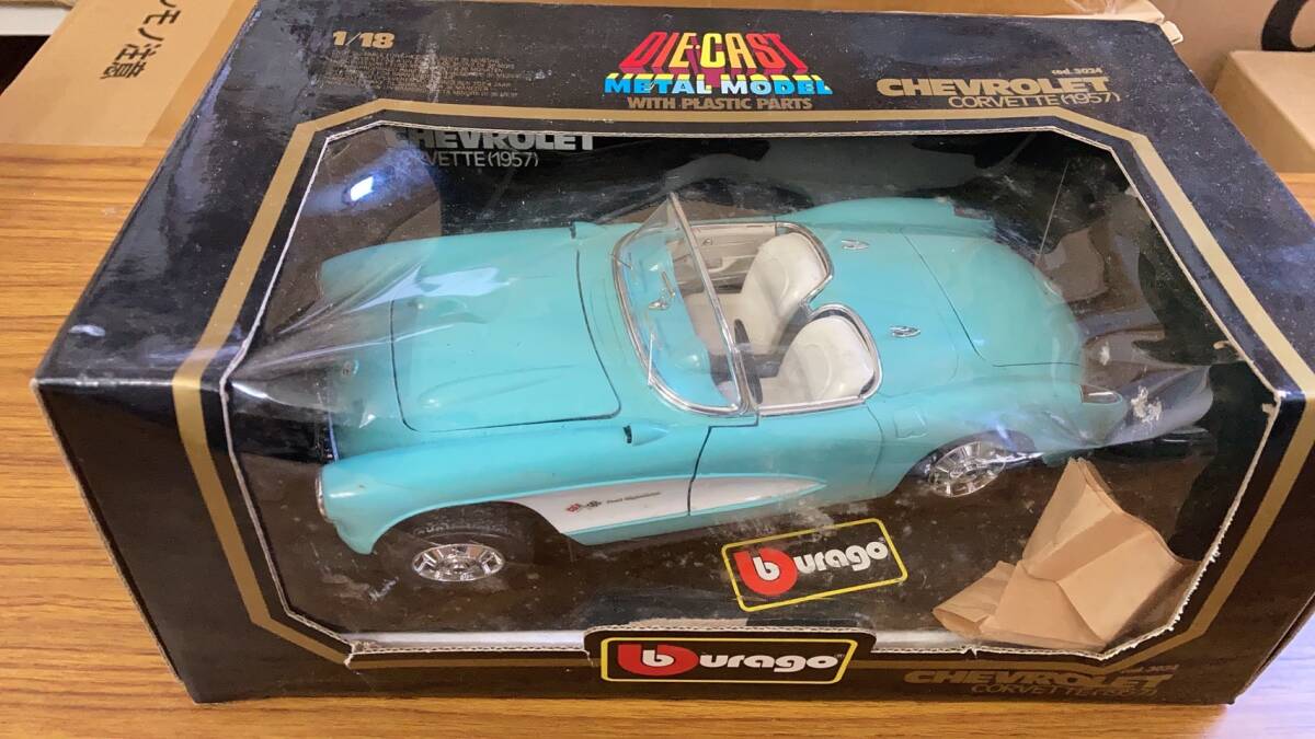 ブラーゴ シボレー コルベット C1 (1957) 1/18★BBurago Chevrolet Corvette C1 (1957) 1/18拍卖