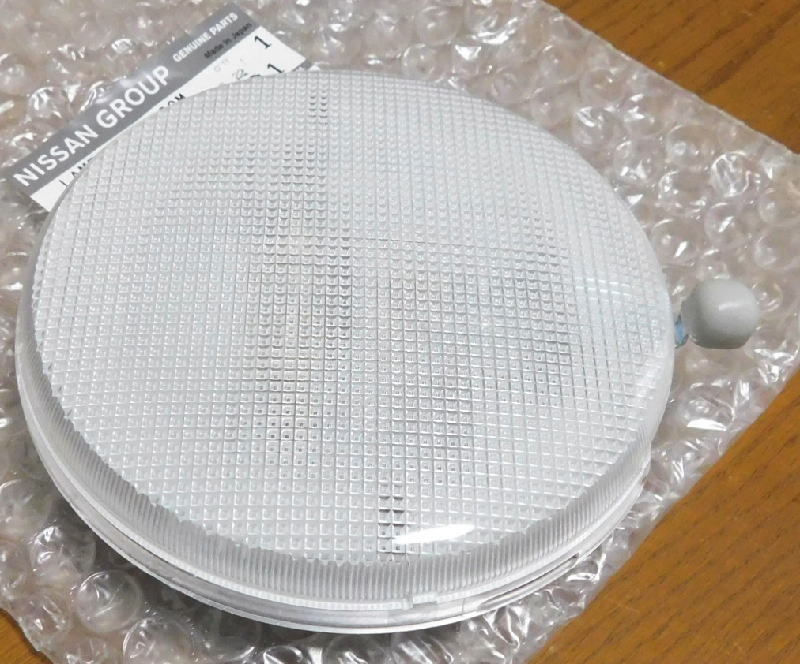 510ブルーバード用ルームランプ 新品 日産純正品 DATSUNブル ドームランプ拍卖