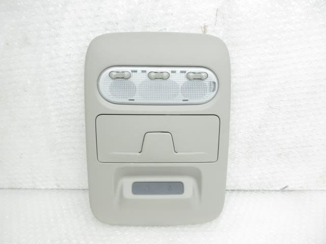R2年 ルークス 5AA-B44A ルームランプ 26434-7MA0A 26434-7MA1A 198996 4694拍卖
