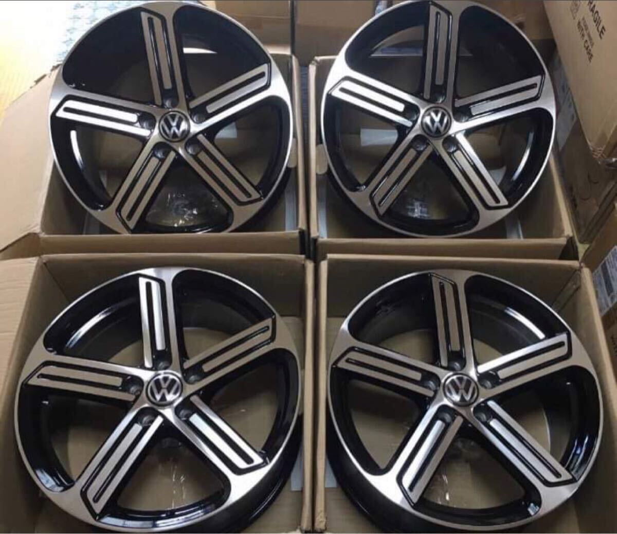 即決 フォルクスワーゲン ゴルフR 純正ホイール 4本 ゴルフ7 ゴルフR ゴルフ5ゴルフ6 ■ 18インチ 7.5J+49 pcd 112-5H ■拍卖