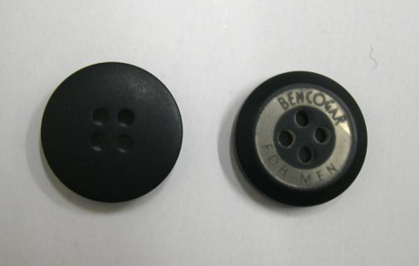120-4♪ひそかにチェンジして差を付けよう釦★黒★ ”BENCOUGAR”拍卖