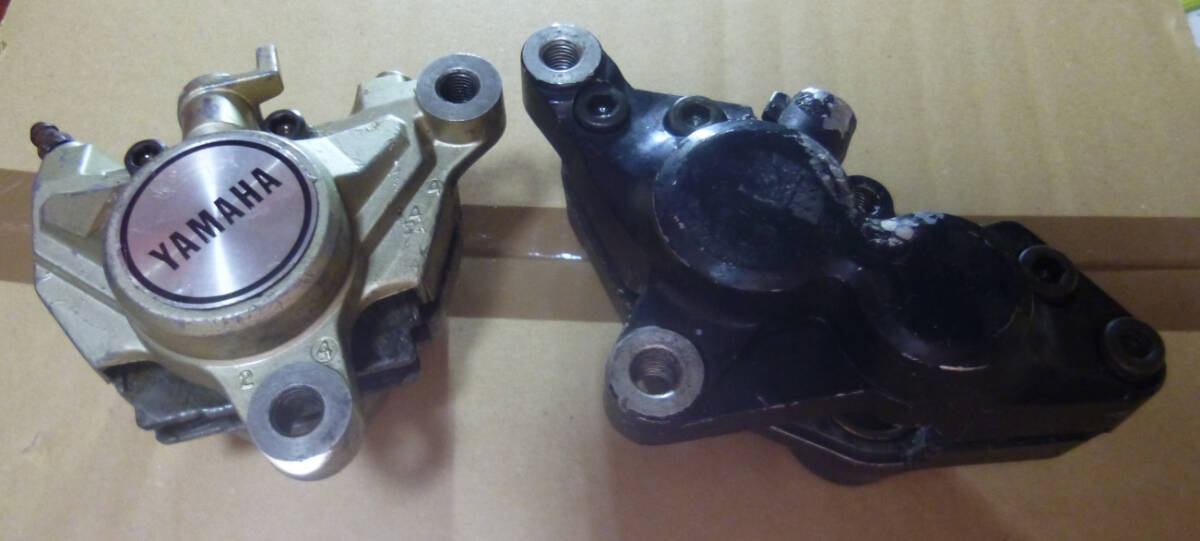 【送料無料】YAMAHA 純正83mmピッチ4pot左キャリパー 83mm2pot右キャリパー 拍卖