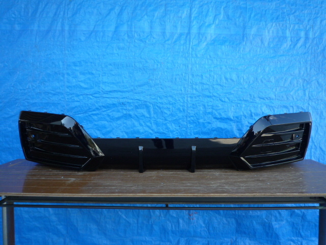 BH49 BMW U10 X2 ディフューザー 51127884938 黒拍卖