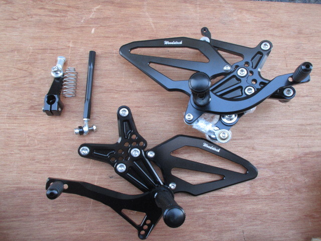 ZX-10R/ZX-10RR(21-) バックステップ拍卖