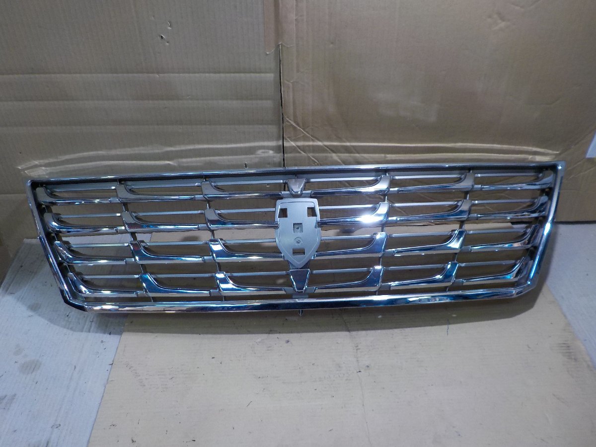 グランドハイエース 外品 純正タイプ メッキフロントグリル 未使用 拍卖