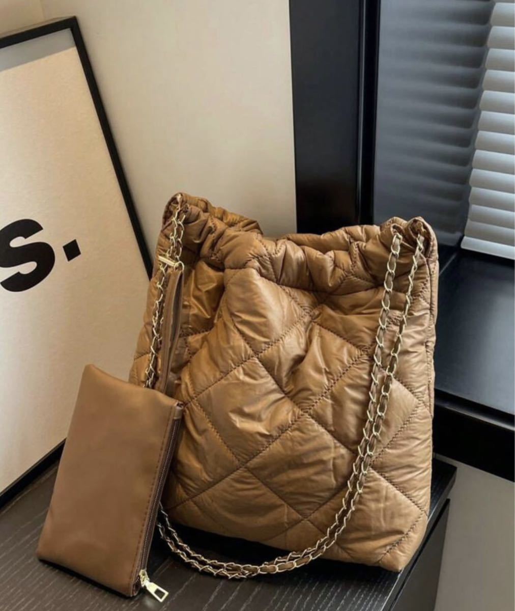 新品未使用 ショルダーバッグ キルティングバッグ ハンドバッグ ポーチ トートバッグ お出かけ ブラウン レディースバッグ ポーチ付き拍卖