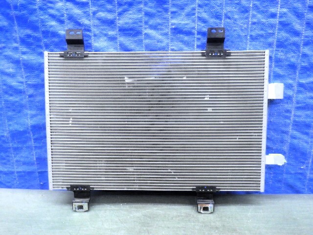 C147 デミオ DJ5FS コンデンサー D11R61480A マツダ2 DJ5FS CX-3 DK5FW DK5AW拍卖