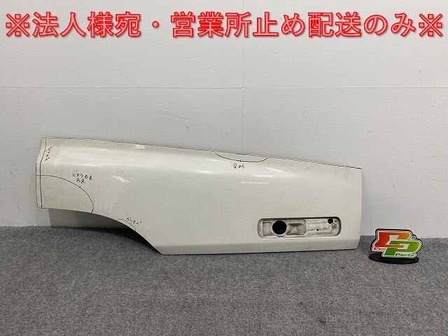 ギガ 大型 初代 1994-2015 純正 右 ドア サイドパネル 171268-148 ホワイト ソリッド いすゞ(140480)拍卖