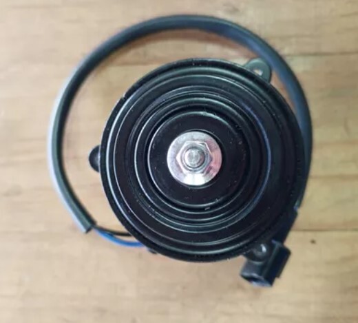 三菱 FTO DE2A DE3A 未使用 純正 クーリングファン モーター 電装 ラジエーター ラジエター B0502-2拍卖