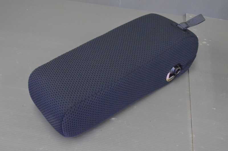 大幅値下げ!! モビリオ スパイク 4WD 前期(GK2 GK1) 純正 破損無 取付OK アームレスト 肘掛け s003270拍卖