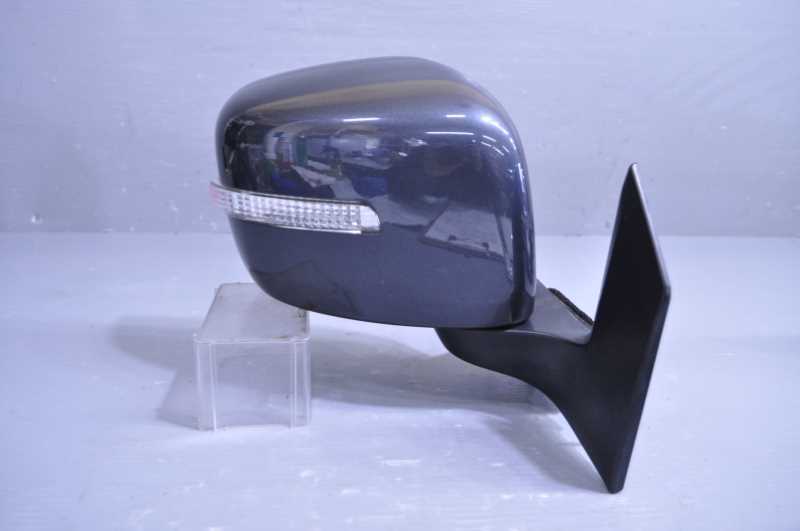 ワゴンR リミテッド 前期(MH23S) 純正 破損無 取付OK 動作保証 右 ドアミラー 7P 電格 ウィンカー付 ZLY /84701-70K20-ZLY k088892拍卖