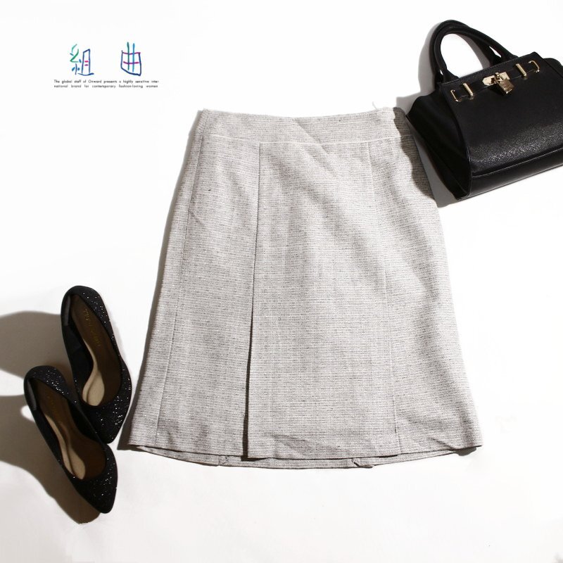 美品 組曲 株) オンワード樫山 フォーマル ラメ Aライン ツイードスカート 2 ホワイト 白 ブラック 黒 ラメ 入学式 卒業式 発表会 通勤拍卖