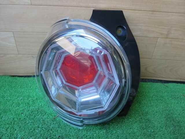 ダイハツキャストスポーツ LA250S H27年式 ■左テールランプ 【トーカイデンソー/20519】★213073拍卖