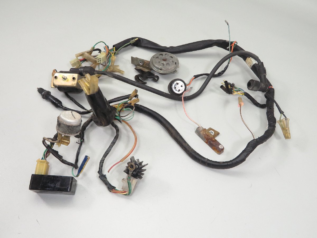 ♪スーパーカブ50 DX/デラックス C50 純正 電装 CDI レギュレーター イグニッションコイル リレー類 メインハーネス 検 ノーマル 1 AA01拍卖
