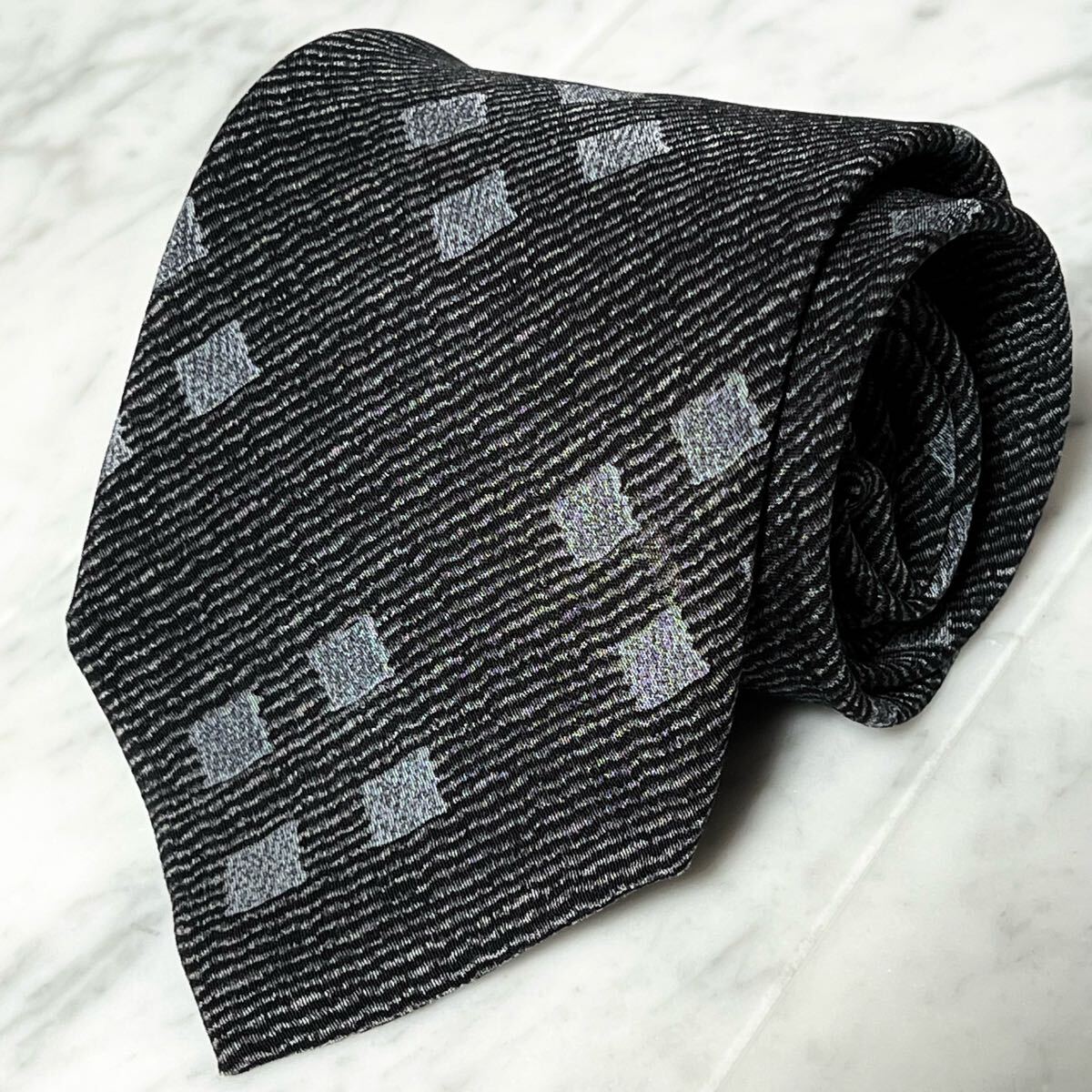 【美品】 999円~ ARMANI ネクタイ グレー ブラック 総柄 ストライプ (GB1)拍卖