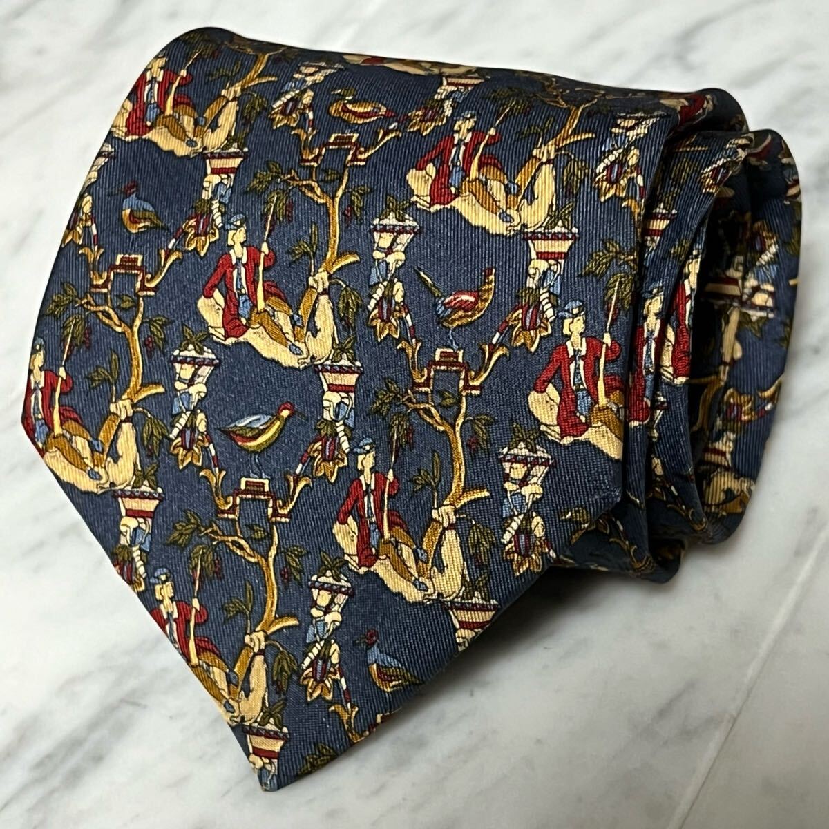770円~ Ferragamo ネクタイ ネイビー ボタニカル柄 人 マルチカラー (B1)拍卖