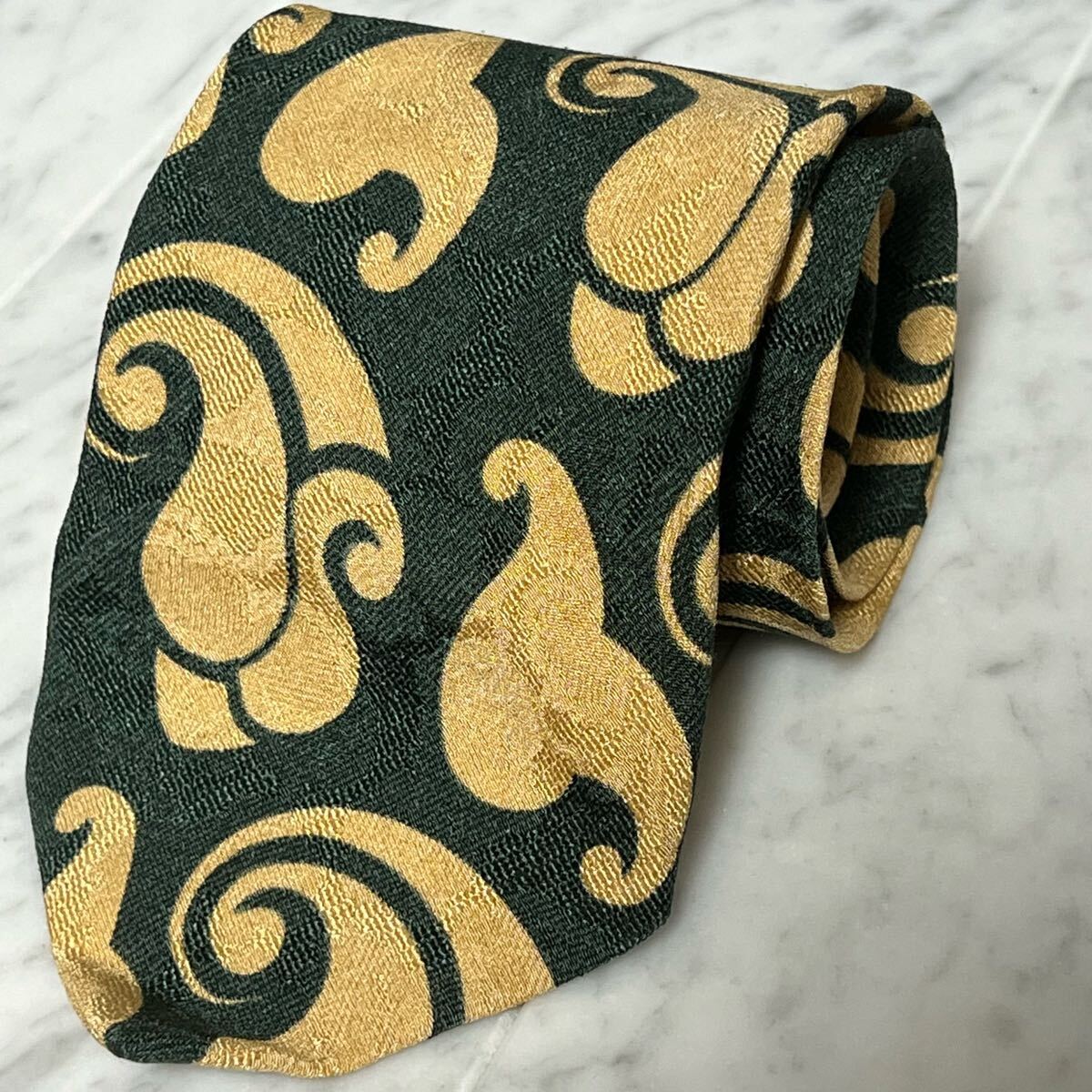 【美品】 999円~ ARMANI ネクタイ グリーン ベージュ ペイズリー柄 総柄 (GREEN B2)拍卖