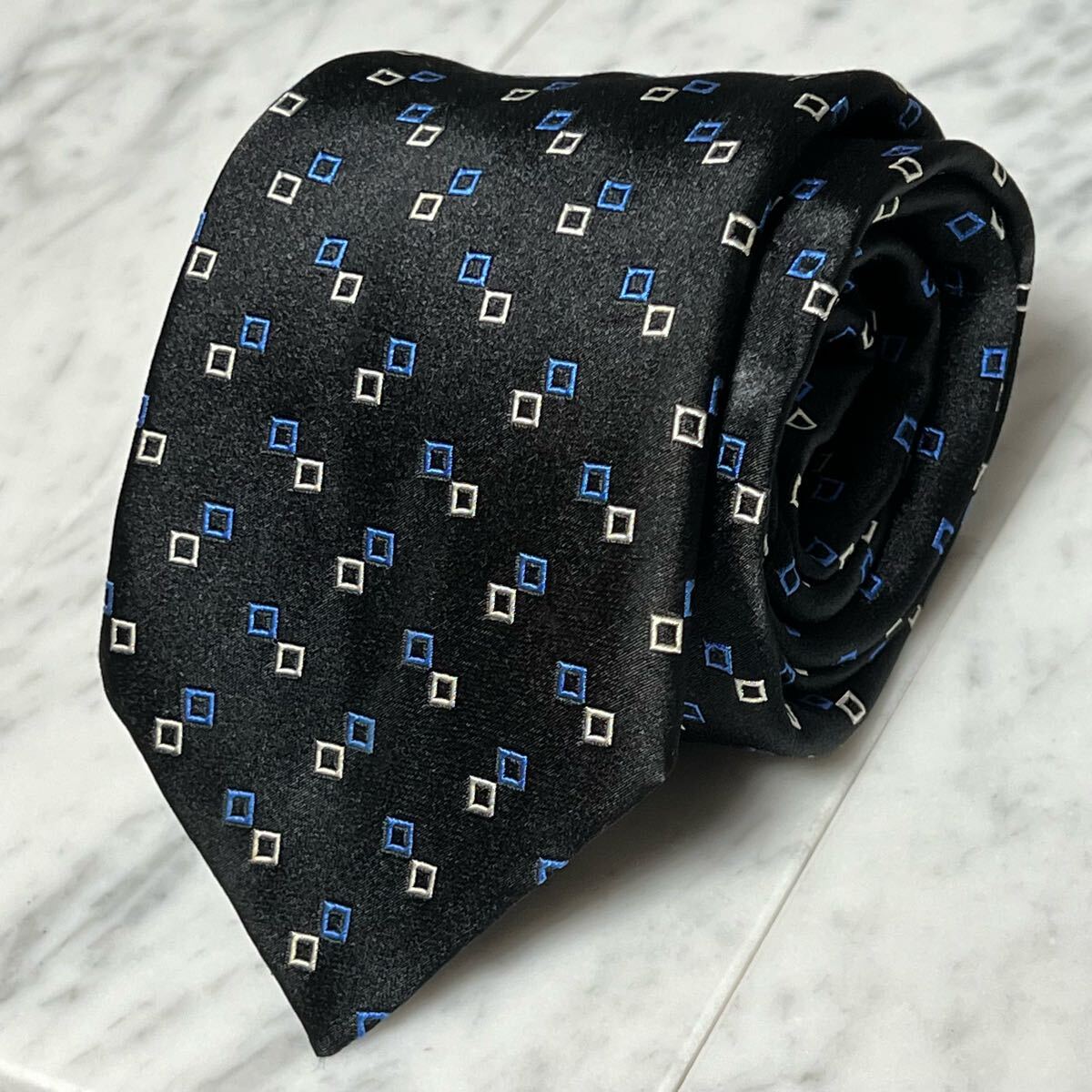【美品】 999円~ GIORGIO DANIELLI ネクタイ ブラック 光沢 総柄 (GB4)拍卖