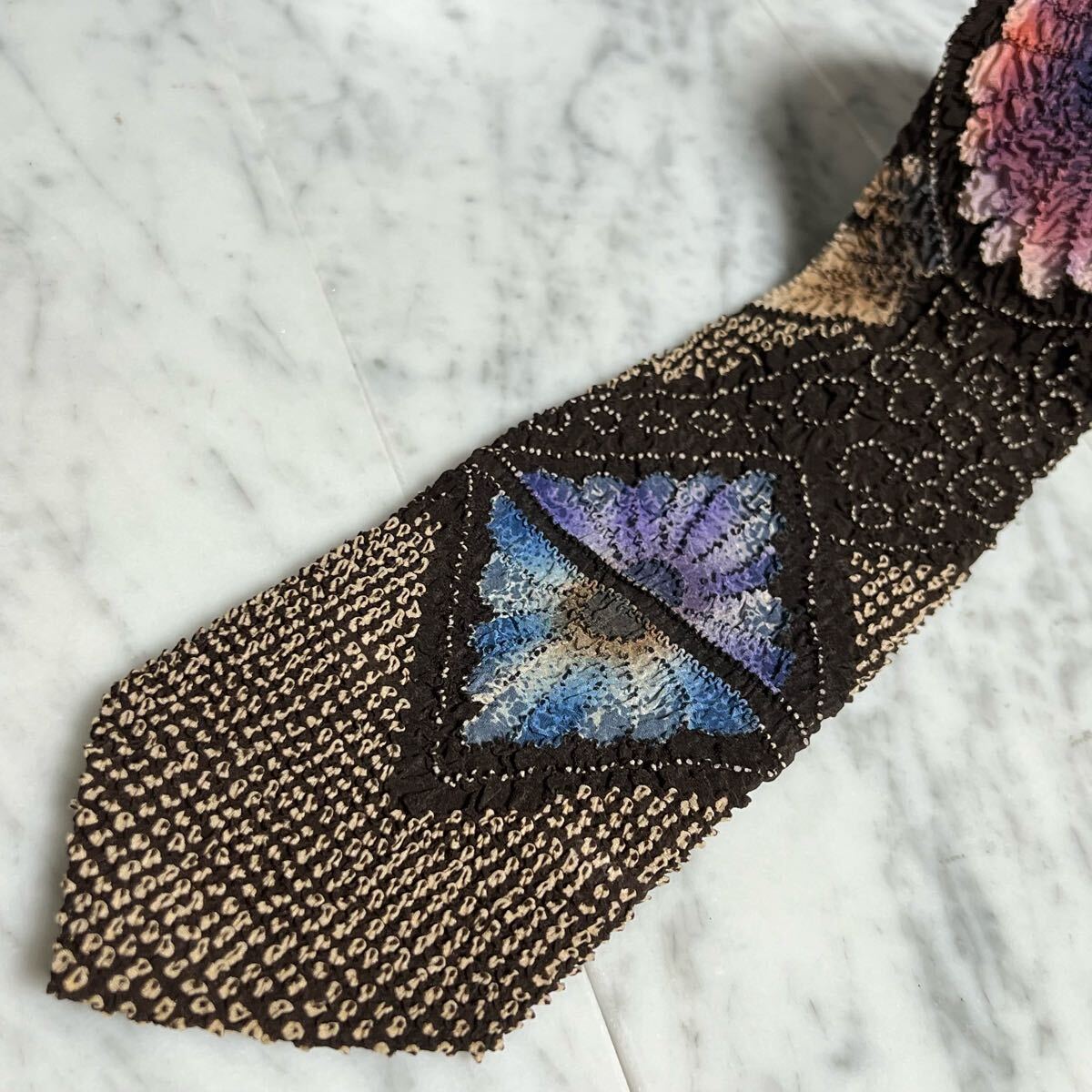 【未使用に近い】 999円~ 手しぼり ネクタイ ブラウン ボタニカル柄 (GREEN B3)拍卖