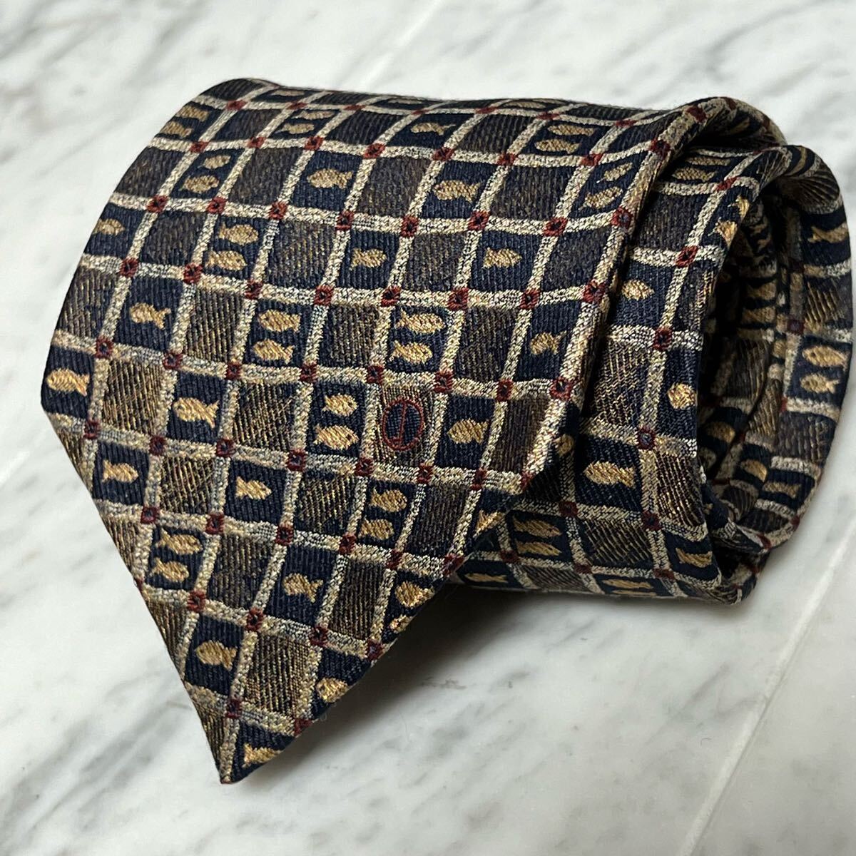 【美品】 999円~ dunhill ネクタイ ネイビー ブラウン ワンポイントロゴ 魚柄 (B5)拍卖
