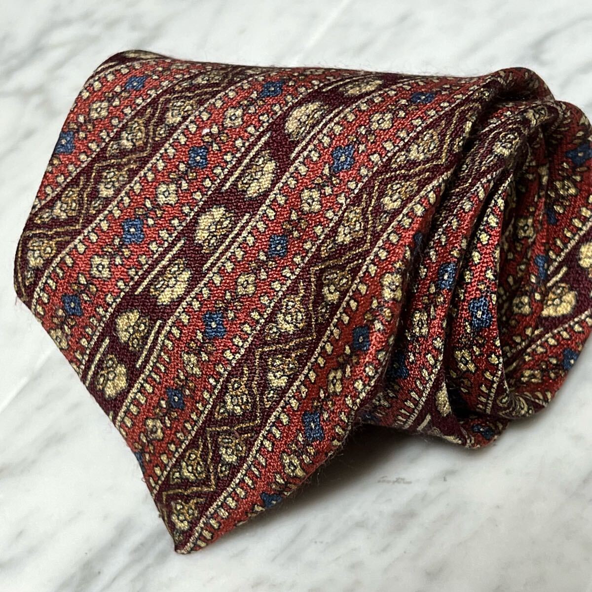 999円~ ピエールカルダン ネクタイ レッド系 ボルドー ストライプ 総柄 (R6)拍卖
