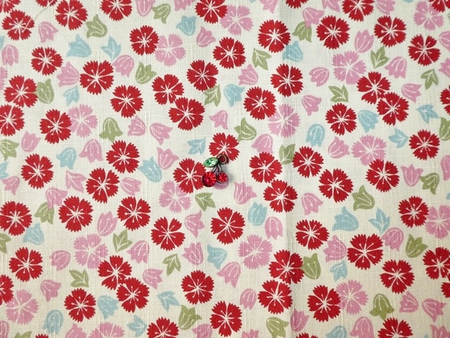 最終★レアはなちゃんなでしこ柄生地生成りホワイト★レトロ昭和ルシアン和柄花撫子拍卖