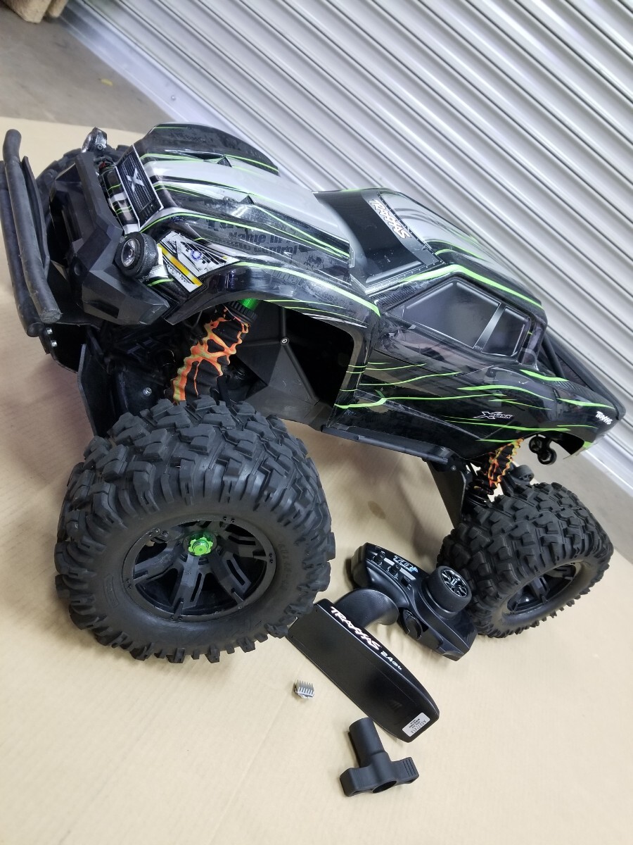 トラクサス XMAXX Traxxas xmaxx 8s 超巨大RCカー拍卖