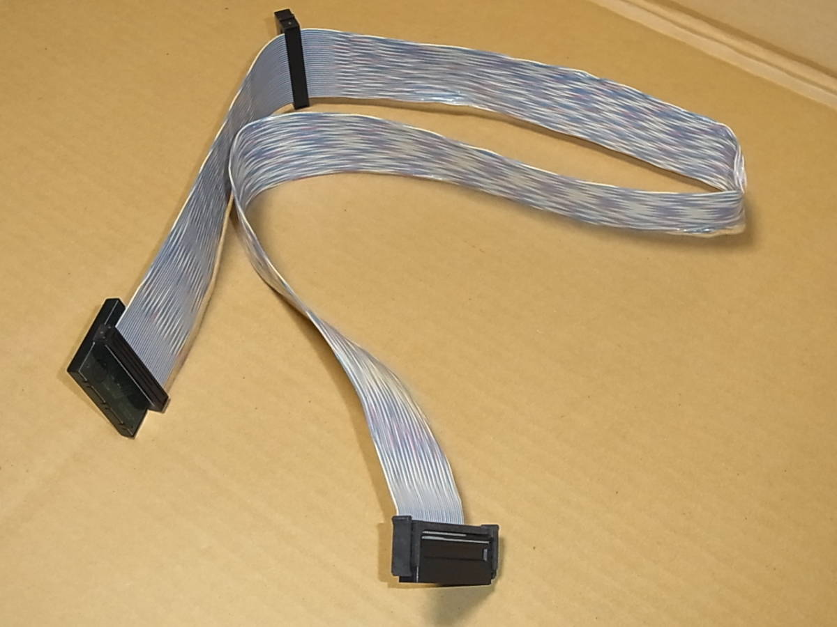 ■IBM純正 内蔵SCSIケーブル 68pin 1:1デバイス 90cm ターミネータ付 (ET182)拍卖