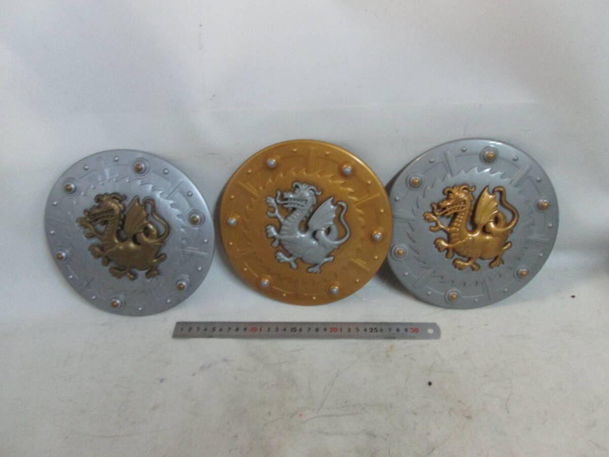 レゴ キングダム 盾 シールド 3コで 22cm 送料は商品説明欄に記入拍卖