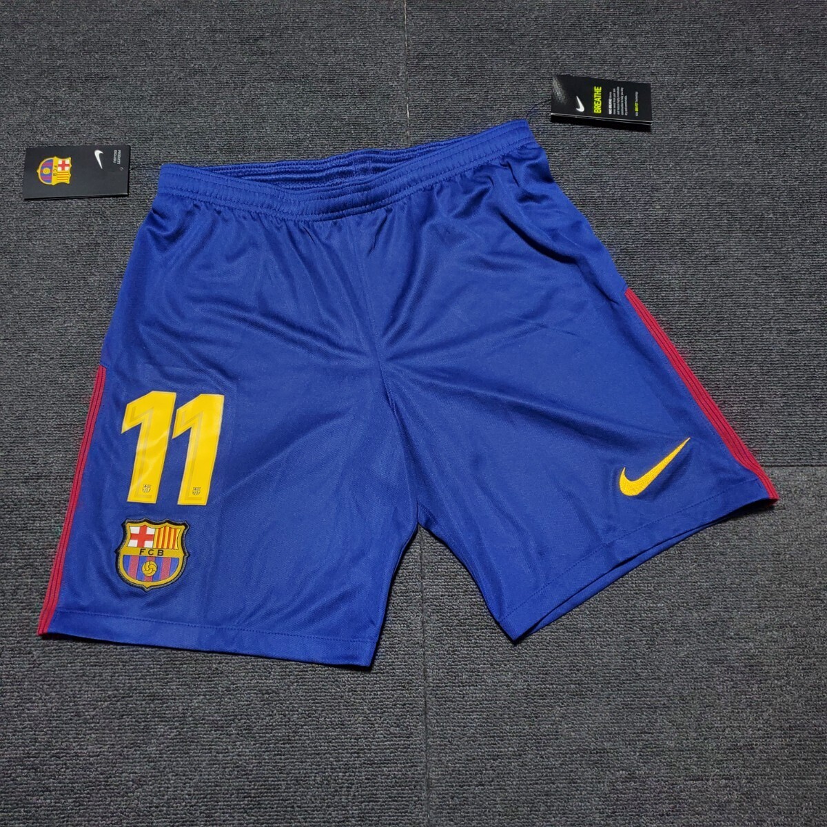 新品 ナイキ バルセロナ ユニフォームショット ハーフパンツ デンベレ選手 17 ネイマール選手 サイズS拍卖