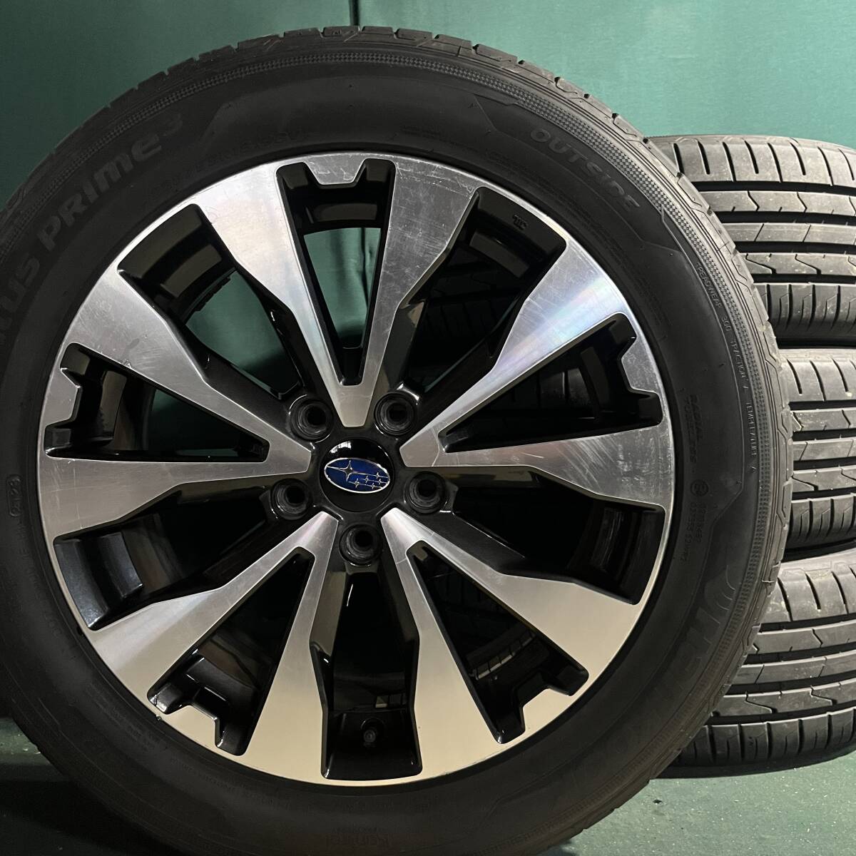 超絶バリ山美品★ 2023年製★ 225/55R18 ハンコックVENTUS PRIME3 夏タイヤ PCD114.3 レガシィアウトバック スバル フォレスター拍卖