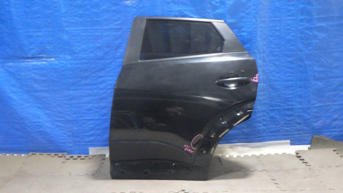 70131-1 CX-3 DK5FW リア 左 ドア 黒/41W 水没品 純正 中古 棚56 拍卖