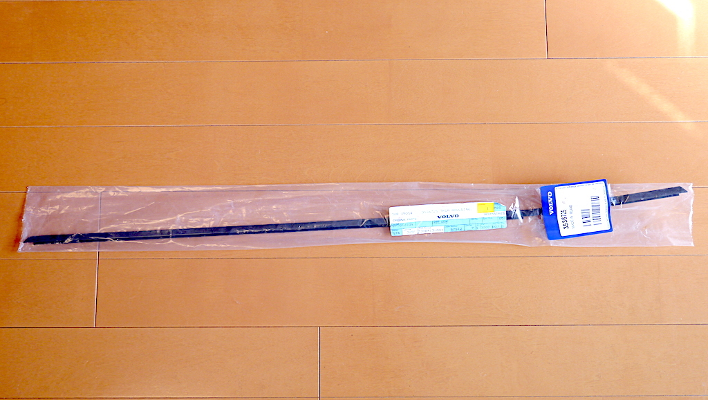 ボルボ VOLVO 940 960 外装用 トリム モール 純正パーツ 新品 3536725拍卖