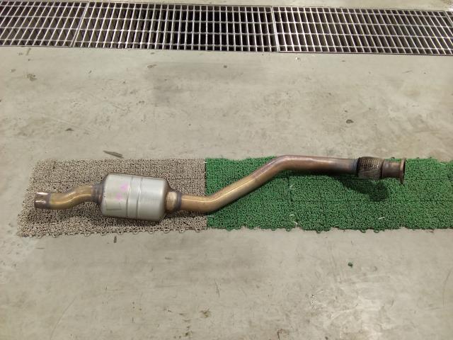 アウディ A6 DBA-4GCHVS フロント マフラー パイプ拍卖