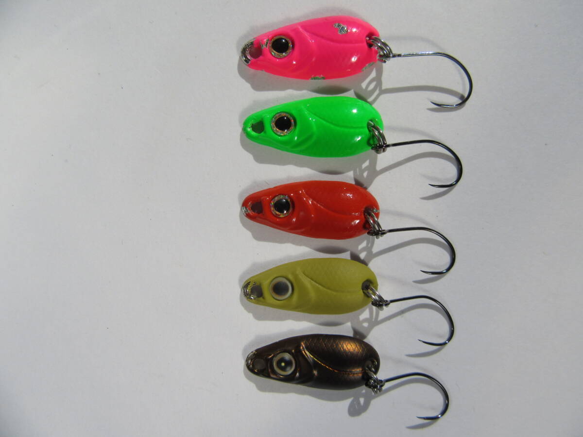 Megabass SPOON-X 2g メガバス スプーン X 管釣り エリア トラウト拍卖