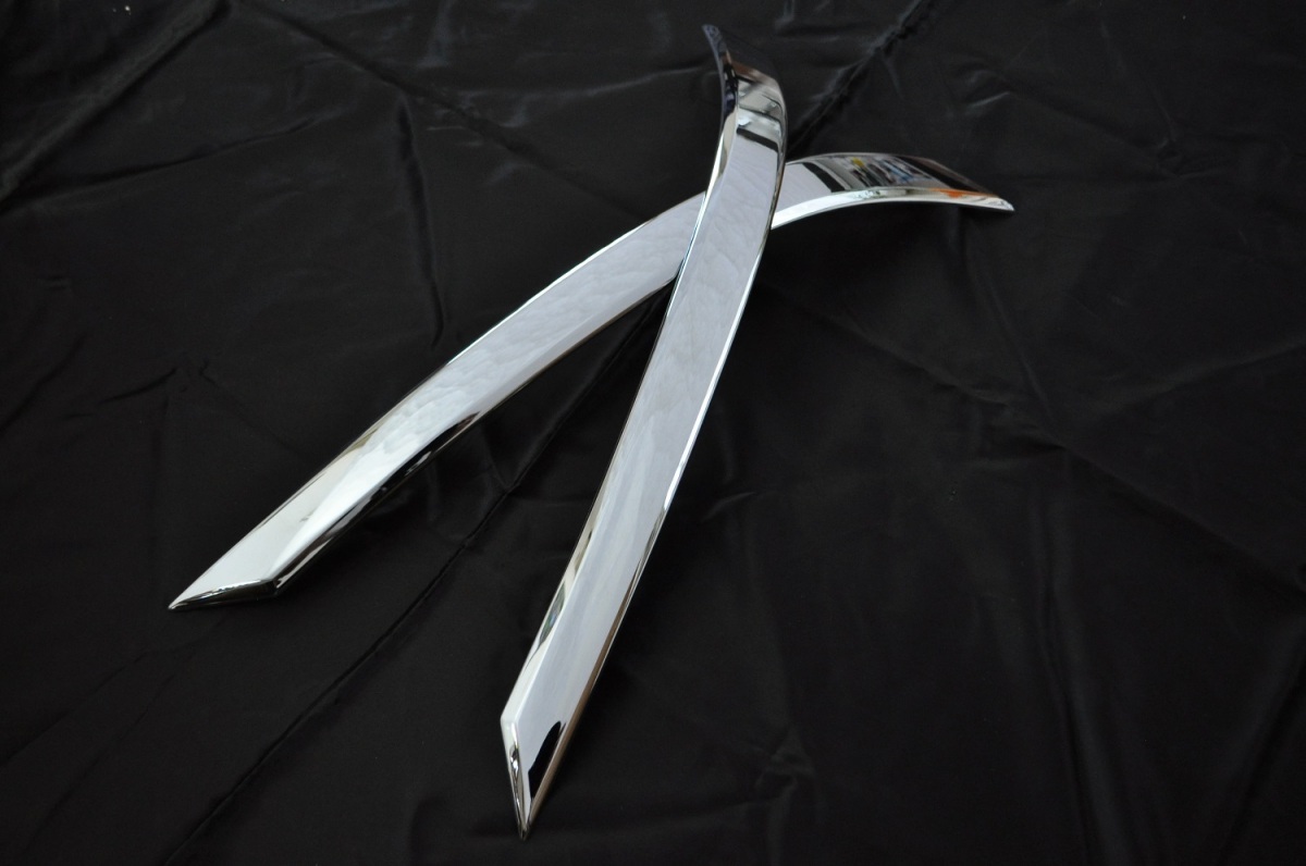 送料無料 C27 セレナ 前期 ヘッドライトトリム クロームメッキ アイライン ガラスコーティング施工済み拍卖