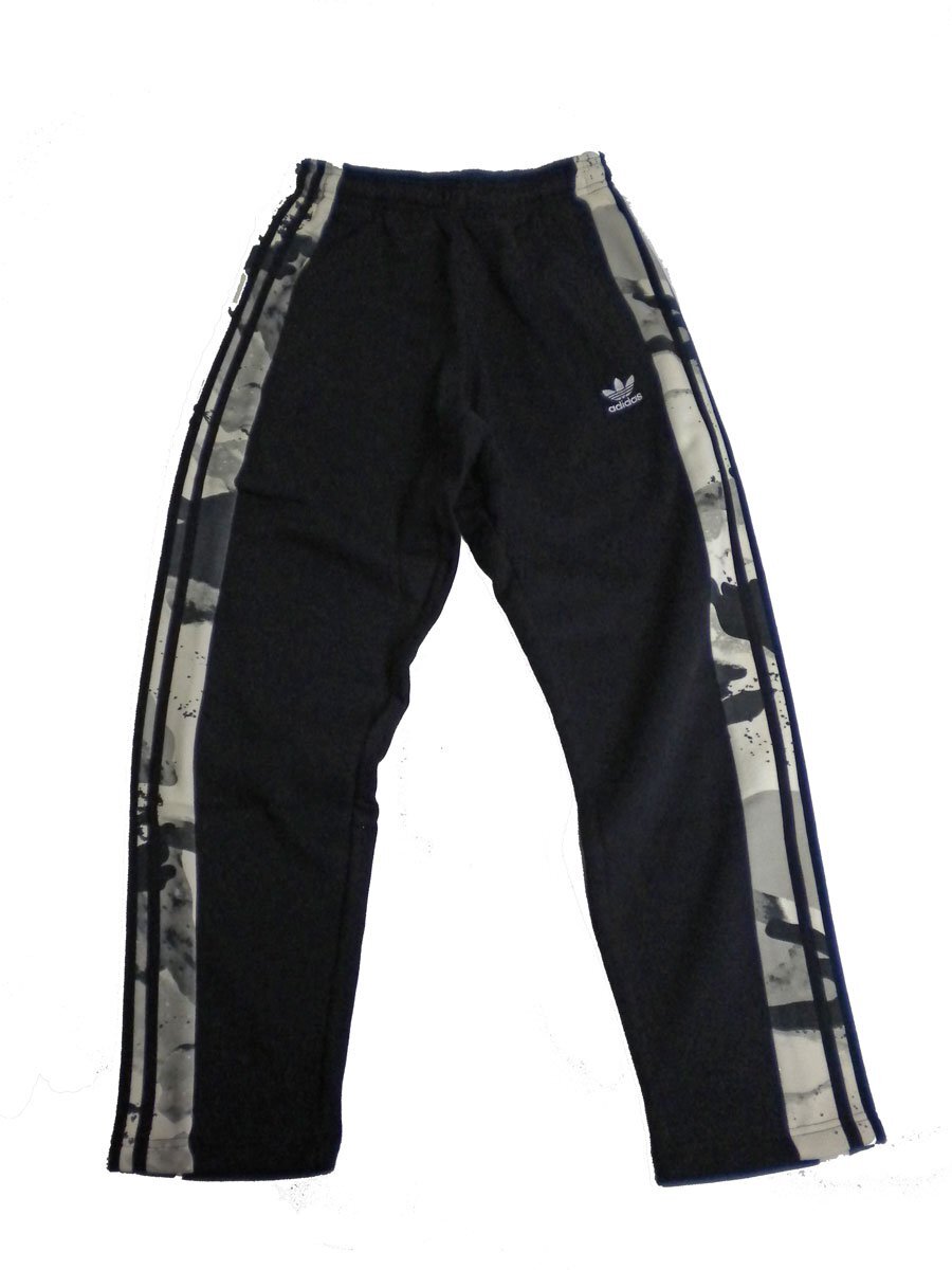 新品 ♪★ アディダス adidas スウェットパンツ ブラック カモ柄 HK2808 G1133 黒 裏起毛 フィットネス サイズ M ★ 24104拍卖