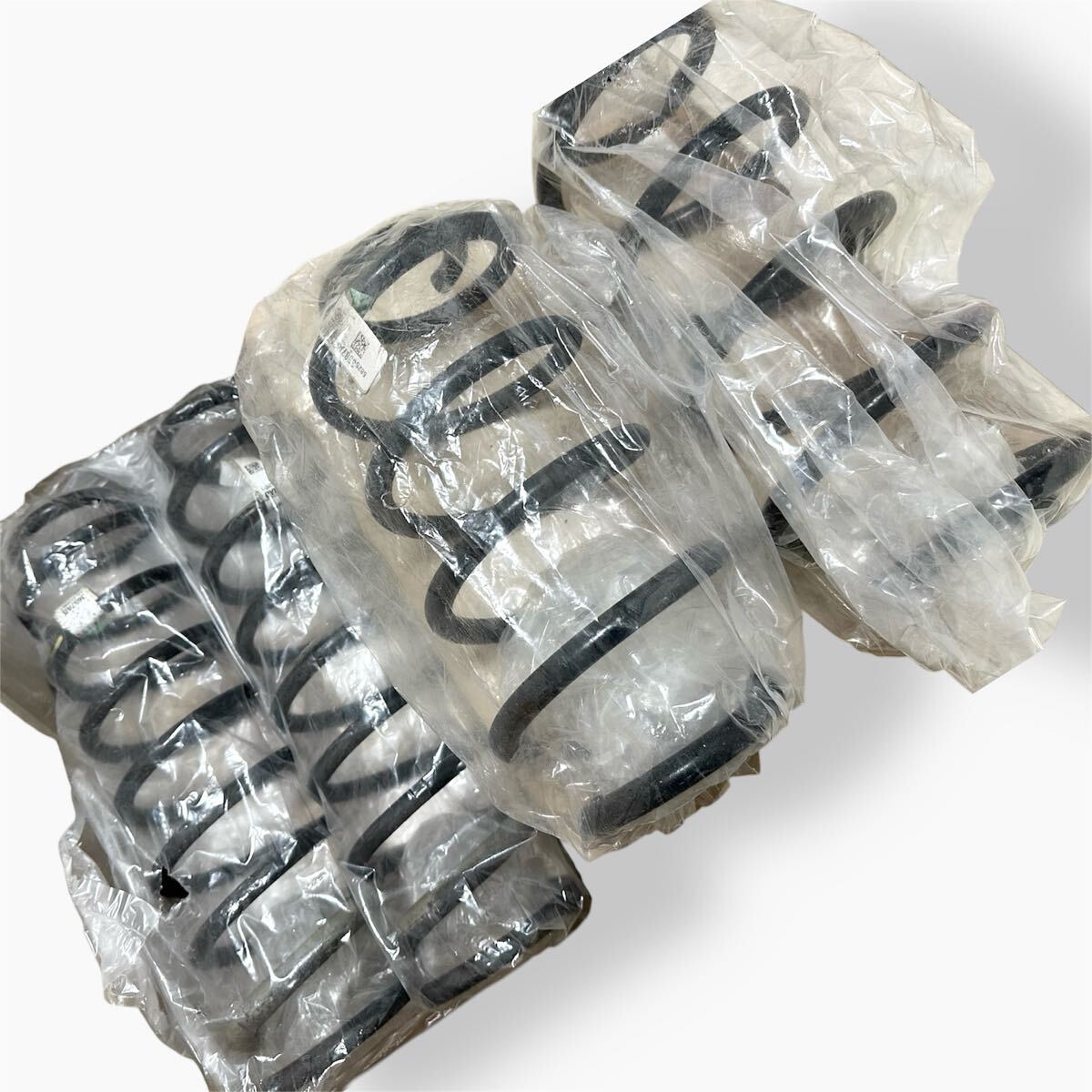 ジープ 純正 ラングラー JL コイルスプリング サスペンション 足回り ショックアブソーバー 倉庫保管品 1台分 スポーツ/サハラ/ウィリス等拍卖