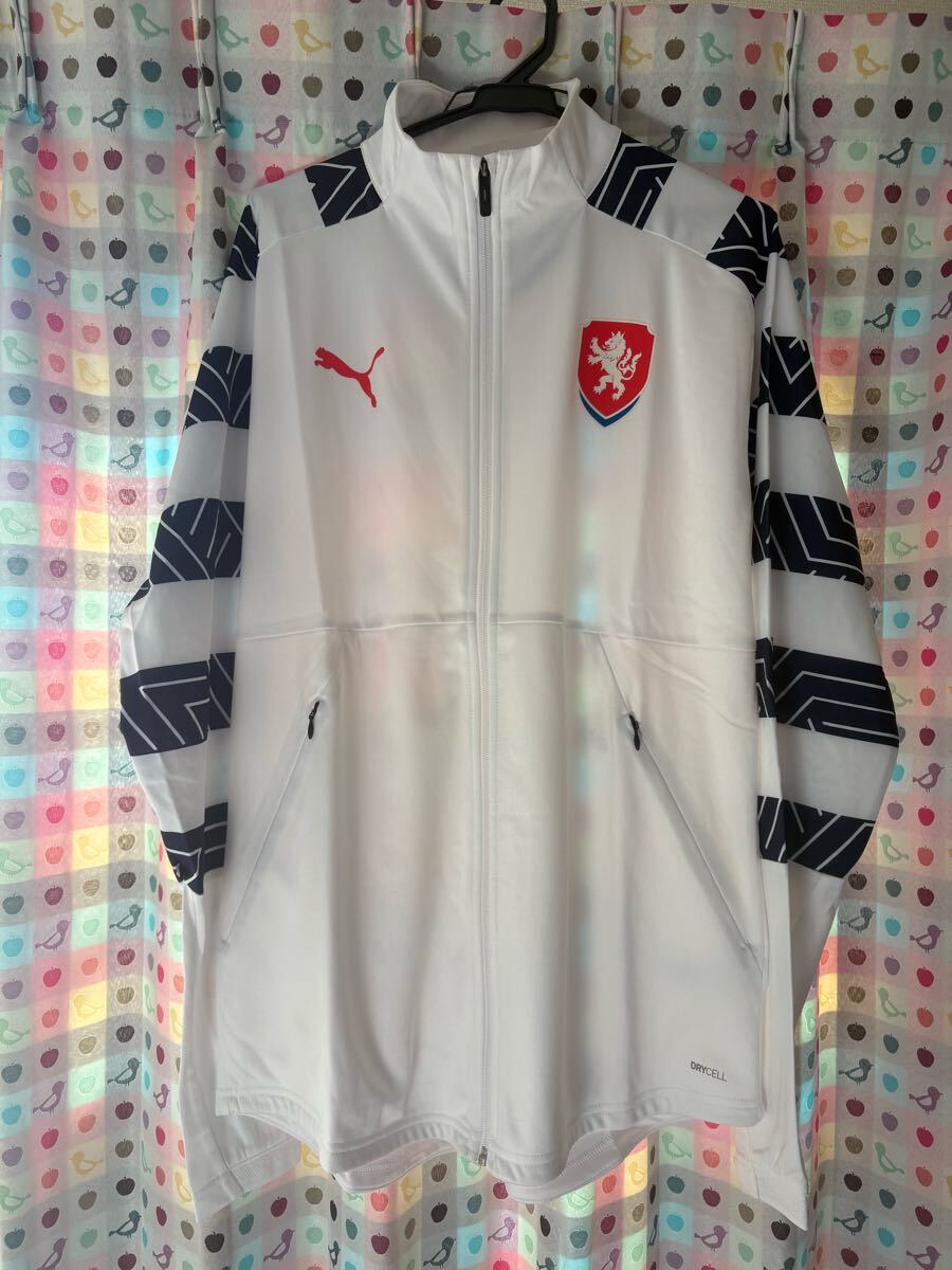 PUMA FACRスタジアムジャケット チェコ代表 Lサイズ 未着用品拍卖
