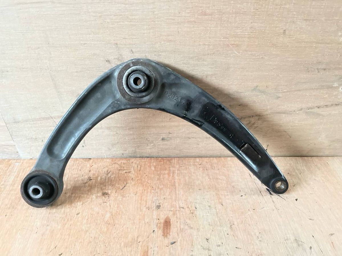 プジョー 308 -T75F02 -右フロントロアアーム-B0706拍卖