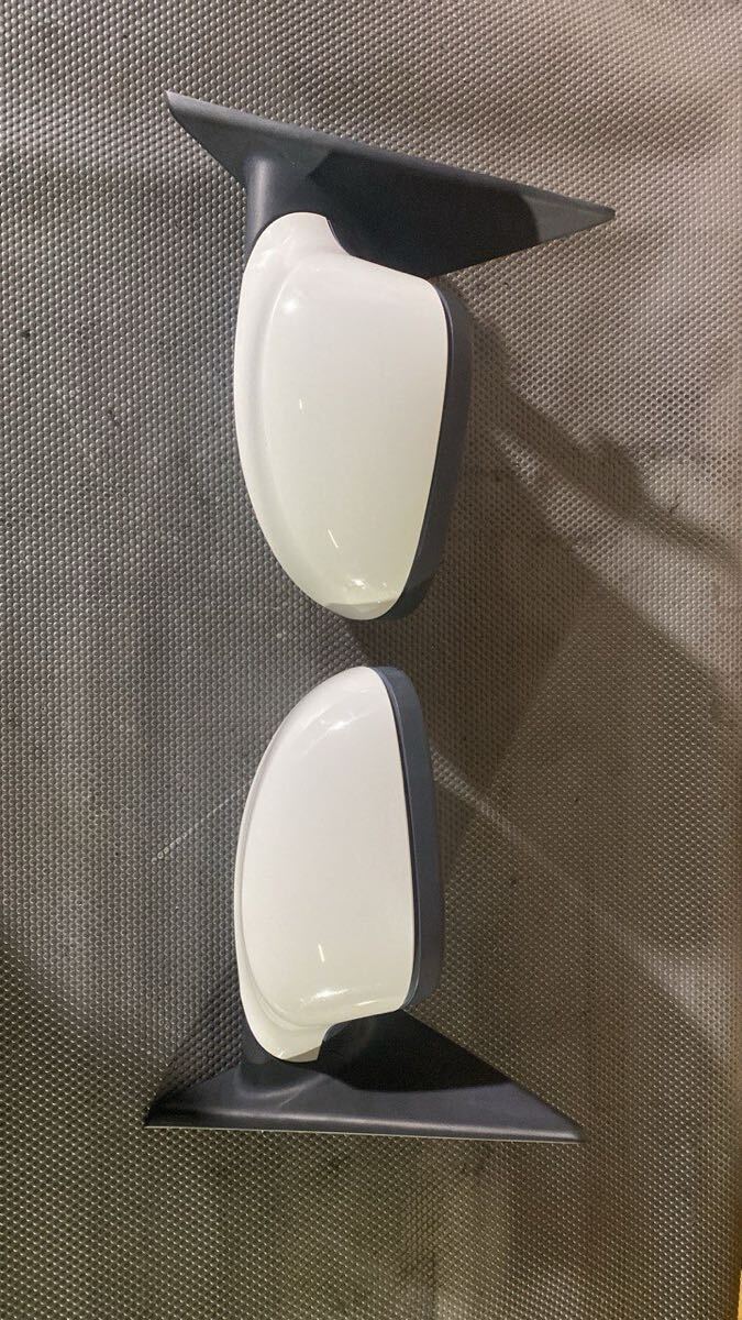 BMW 320 I-PG20-ドアミラ-B0438拍卖