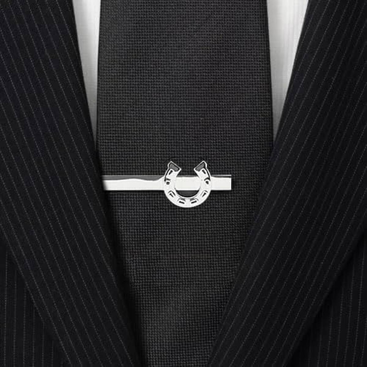 馬蹄デザインタイピン U字ステッチ シルバー タイクリップ 蹄鉄モチーフタイバー 幸運のお守り 5.5cm プレゼント オフィス拍卖