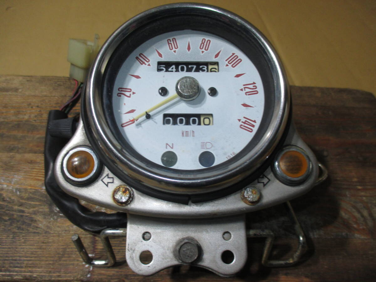 カワサキ エストレヤ BJ250A スピードメーター スピードメーターステーセット キャブレター 検) kawasaki estreea rs cusutom 拍卖