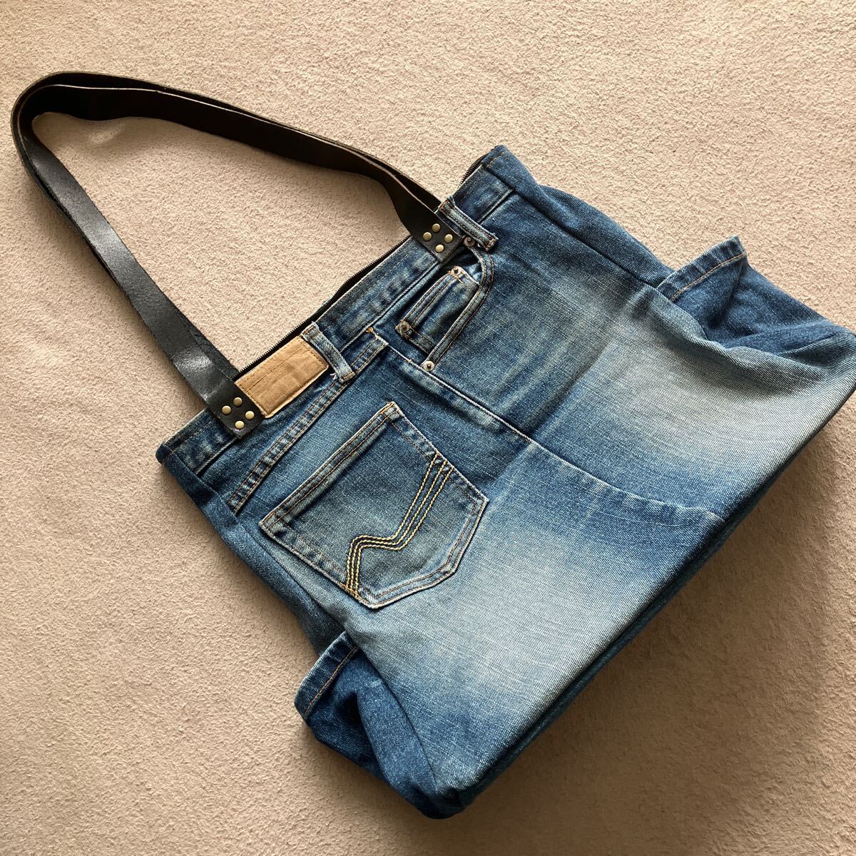 デニムバック ジーンズバック ウォッシュ 皮 トートバック 美品 ほぼ未使用品拍卖