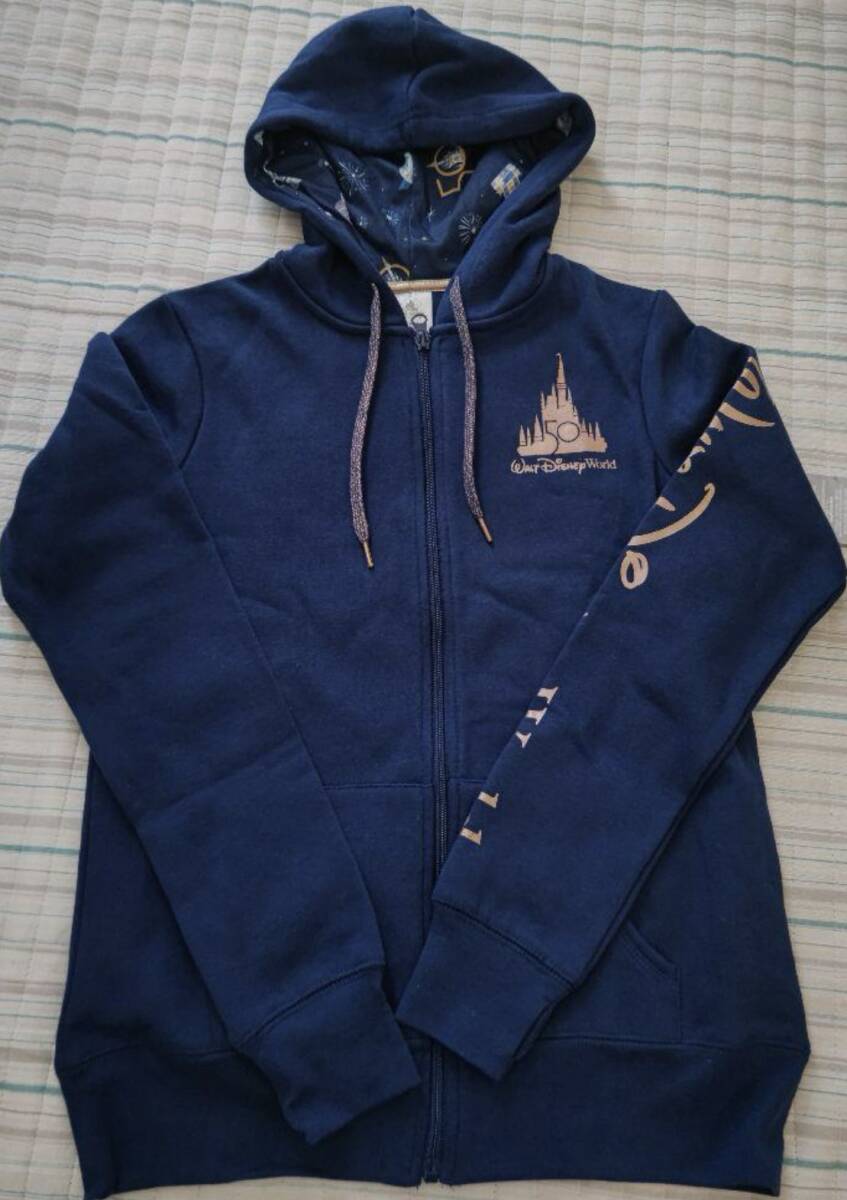 【ディズニーワールド】WDW 50周年限定パーカー Lサイズ 新品未使用 タグ付き 送料無料拍卖