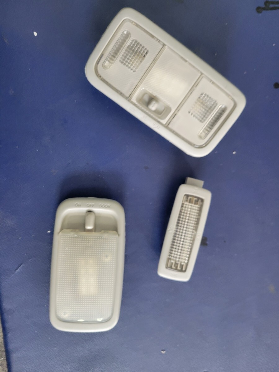 タント タントカスタム L375S L385S 室内灯 ルームランプ ルームライト フロント リア センター拍卖