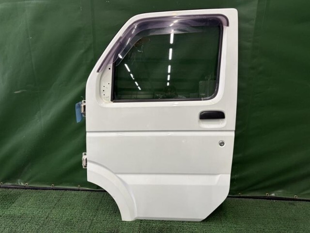 キャリィ LE-DA63T 左フロントドア 左Fドア 助手席 26U 68002-67H00拍卖