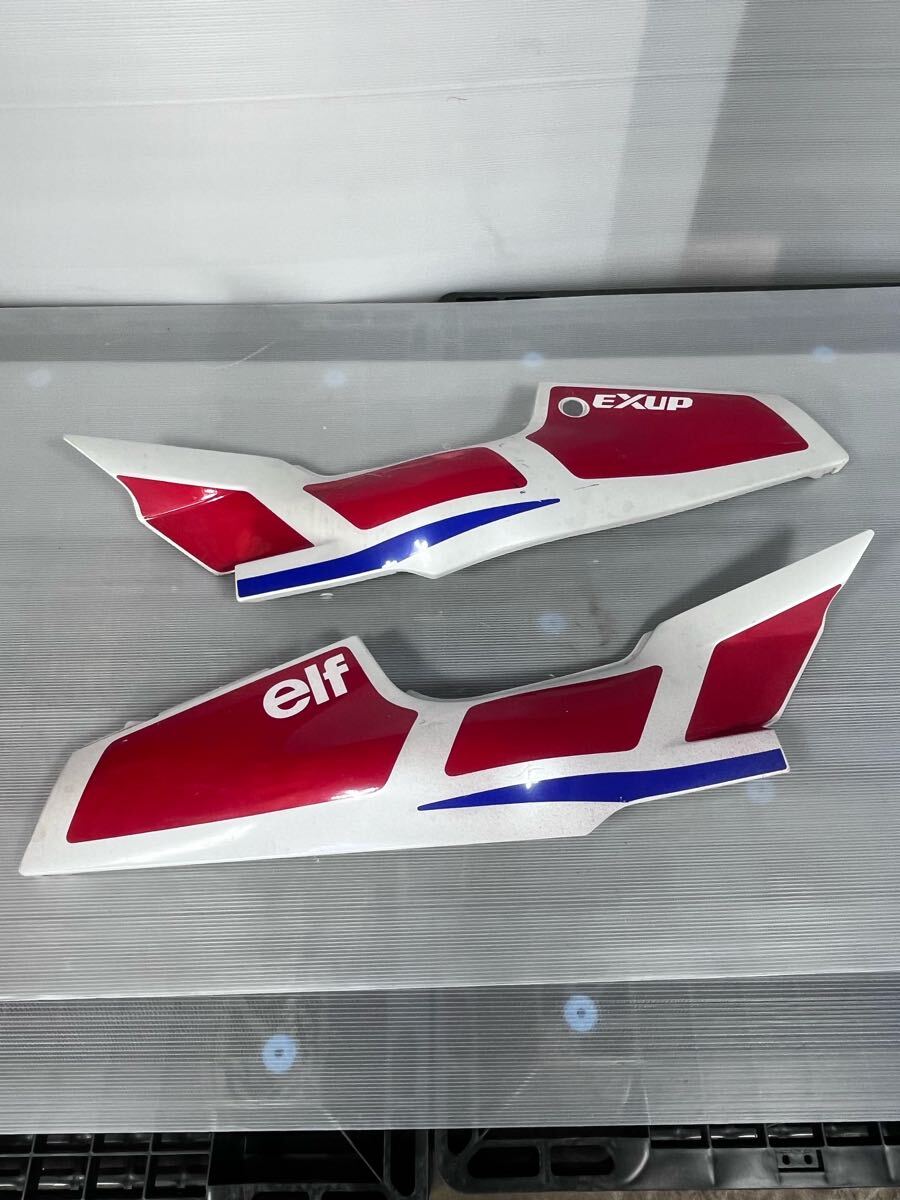 YAMAHA FZR250R シートカウル 3LN 外装セット 左右SET テールカウル拍卖