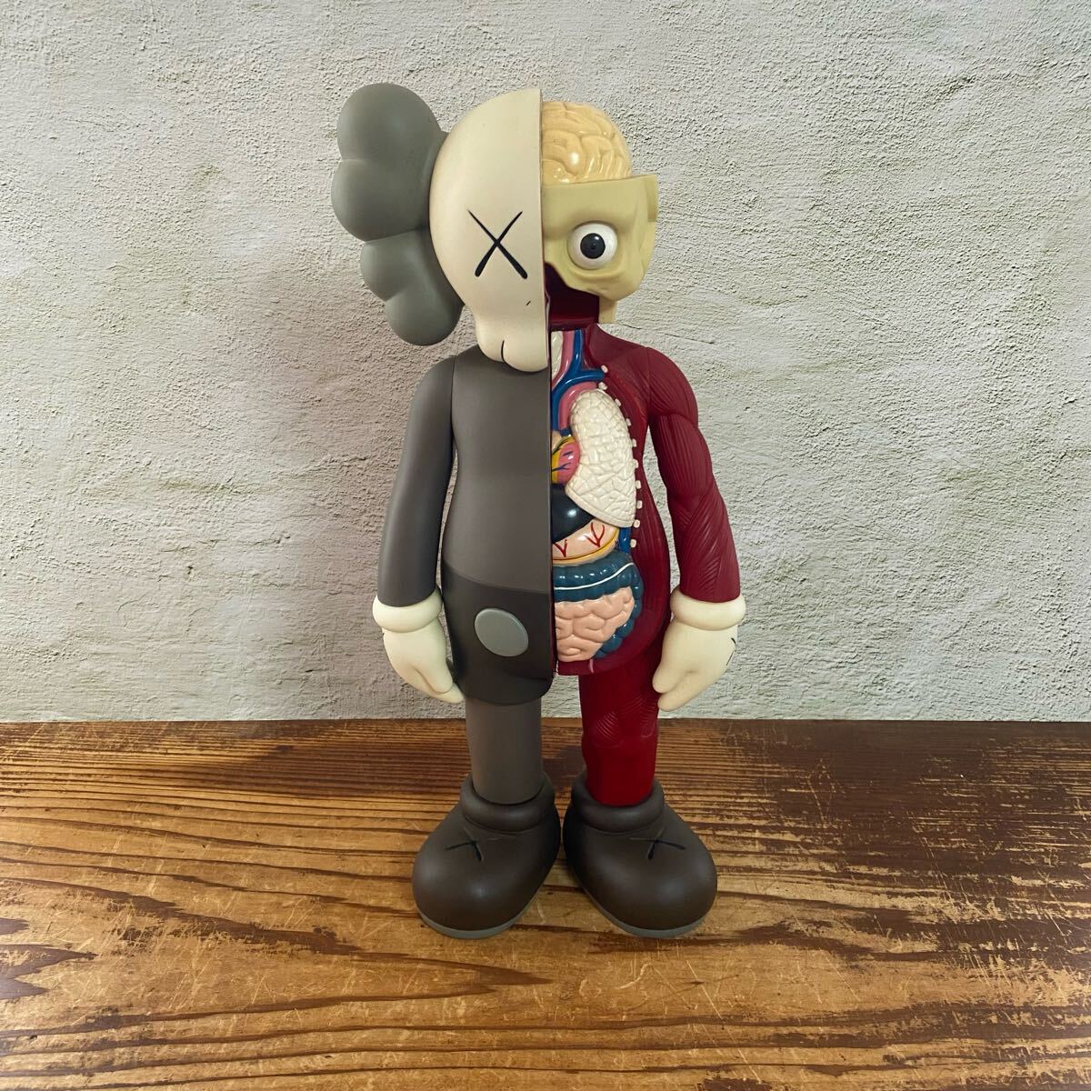 【KAWS Companion 2006年製 06 カウズ コンパニオン 人体模型 ブライアン ドネリー OriginalFake オリジナルフェイク 37cm フィギュア】拍卖